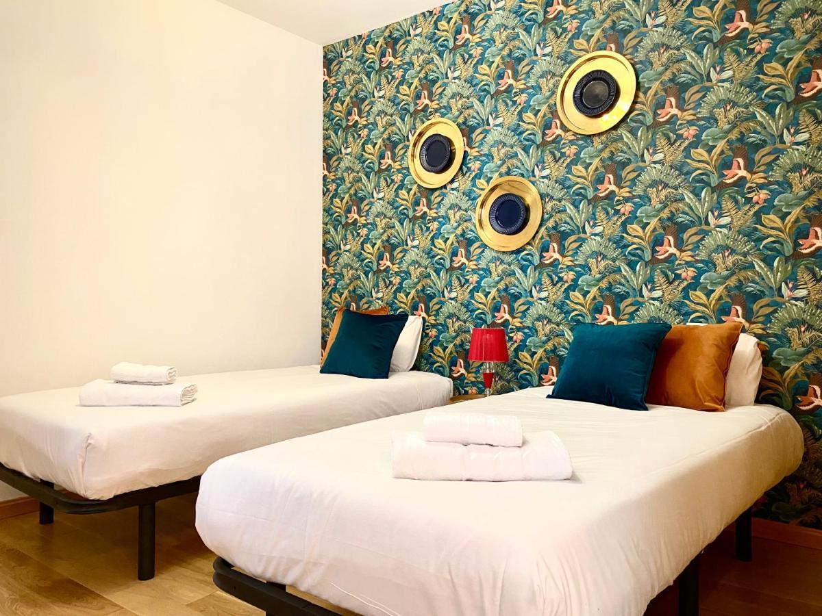 Charming Huertas II Appartement Madrid Buitenkant foto
