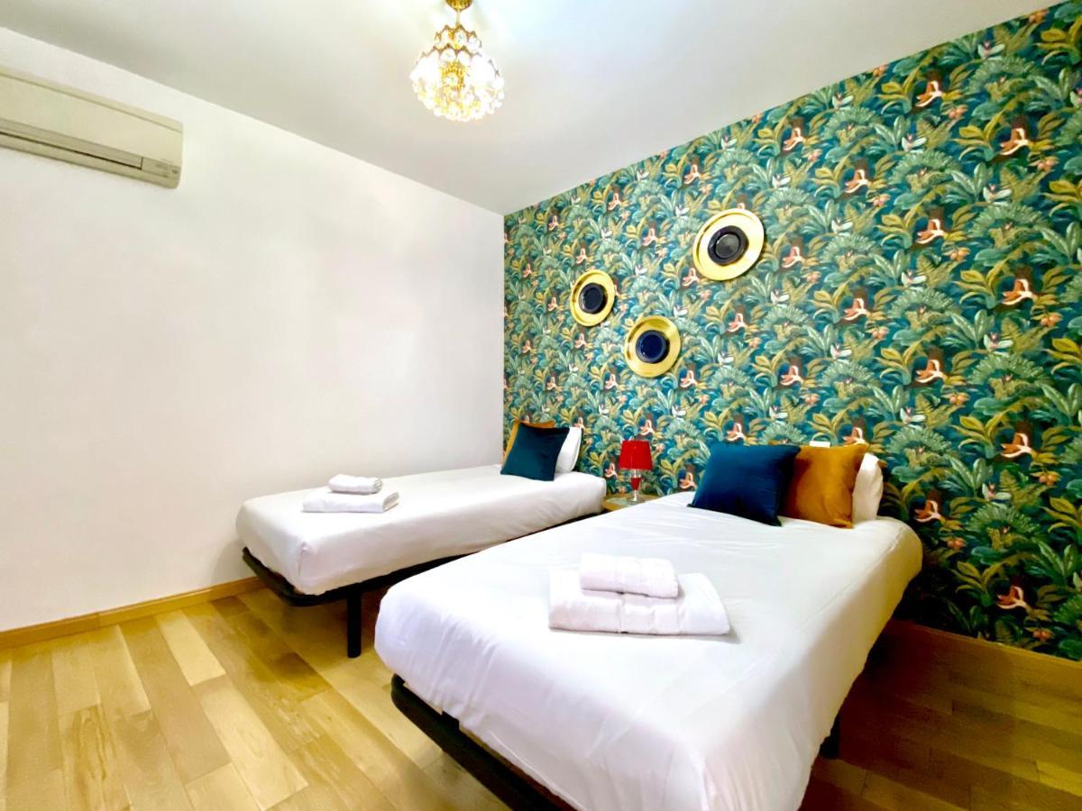 Charming Huertas II Appartement Madrid Buitenkant foto
